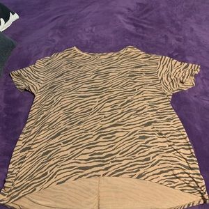 American Eagle Soft & Sexy printed shirt size L